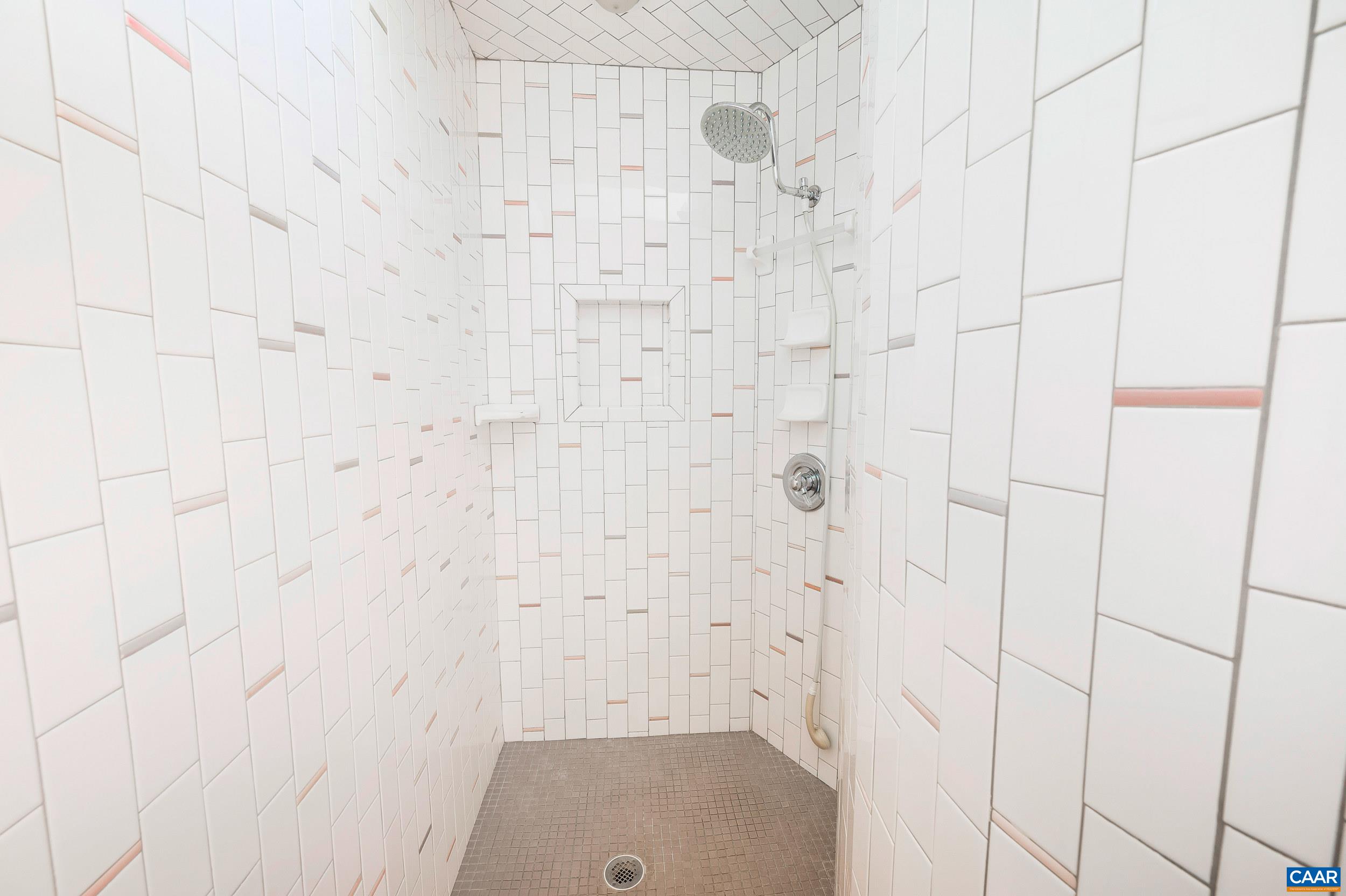 2288 LEXINGTON TPKE, AMHERST, Virginia 24521, 3 Bedrooms Bedrooms, ,4 BathroomsBathrooms,Residential,2288 LEXINGTON TPKE,672959 MLS # 672959