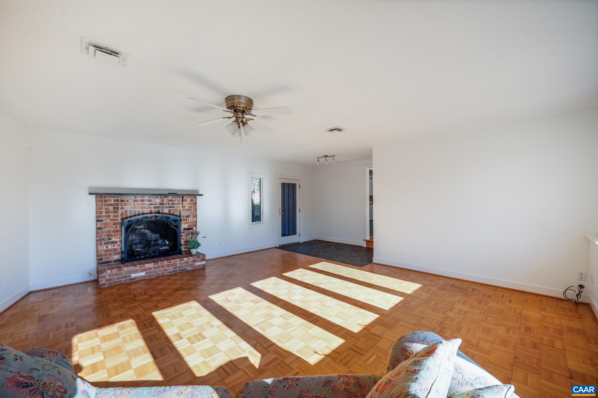 2288 LEXINGTON TPKE, AMHERST, Virginia 24521, 3 Bedrooms Bedrooms, ,4 BathroomsBathrooms,Residential,2288 LEXINGTON TPKE,672959 MLS # 672959