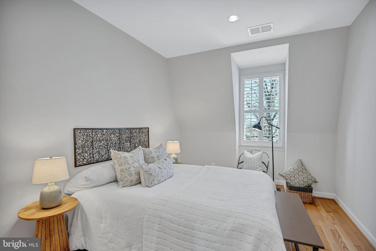 1820 CARPENTER RD, ALEXANDRIA, Virginia 22314, 4 Bedrooms Bedrooms, ,3 BathroomsBathrooms,Residential,For sale,1820 CARPENTER RD,VAAX2051828 MLS # VAAX2051828