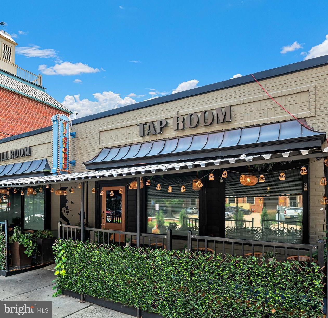 1820 CARPENTER RD, ALEXANDRIA, Virginia 22314, 4 Bedrooms Bedrooms, ,3 BathroomsBathrooms,Residential,For sale,1820 CARPENTER RD,VAAX2051828 MLS # VAAX2051828