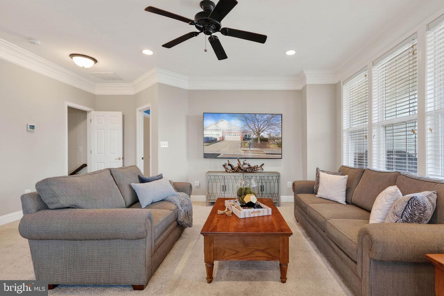 6920 NETHERSTONE CT, GAINESVILLE, Virginia 20155, 2 Bedrooms Bedrooms, ,3 BathroomsBathrooms,Residential,For sale,6920 NETHERSTONE CT,VAPW2107960 MLS # VAPW2107960