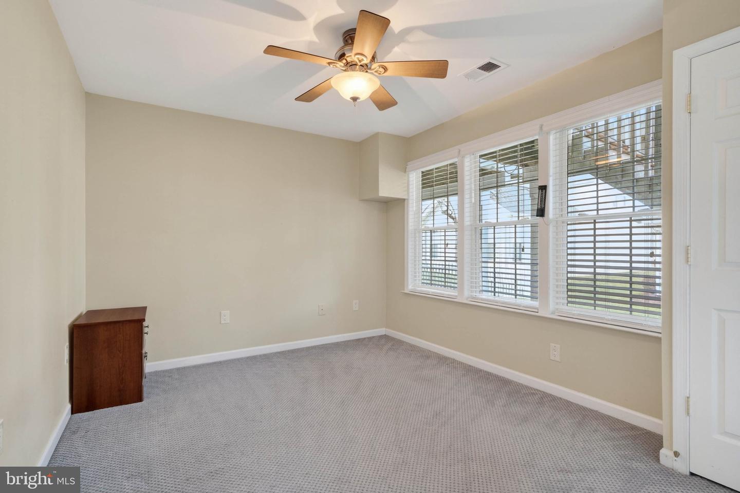 6920 NETHERSTONE CT, GAINESVILLE, Virginia 20155, 2 Bedrooms Bedrooms, ,3 BathroomsBathrooms,Residential,For sale,6920 NETHERSTONE CT,VAPW2107960 MLS # VAPW2107960