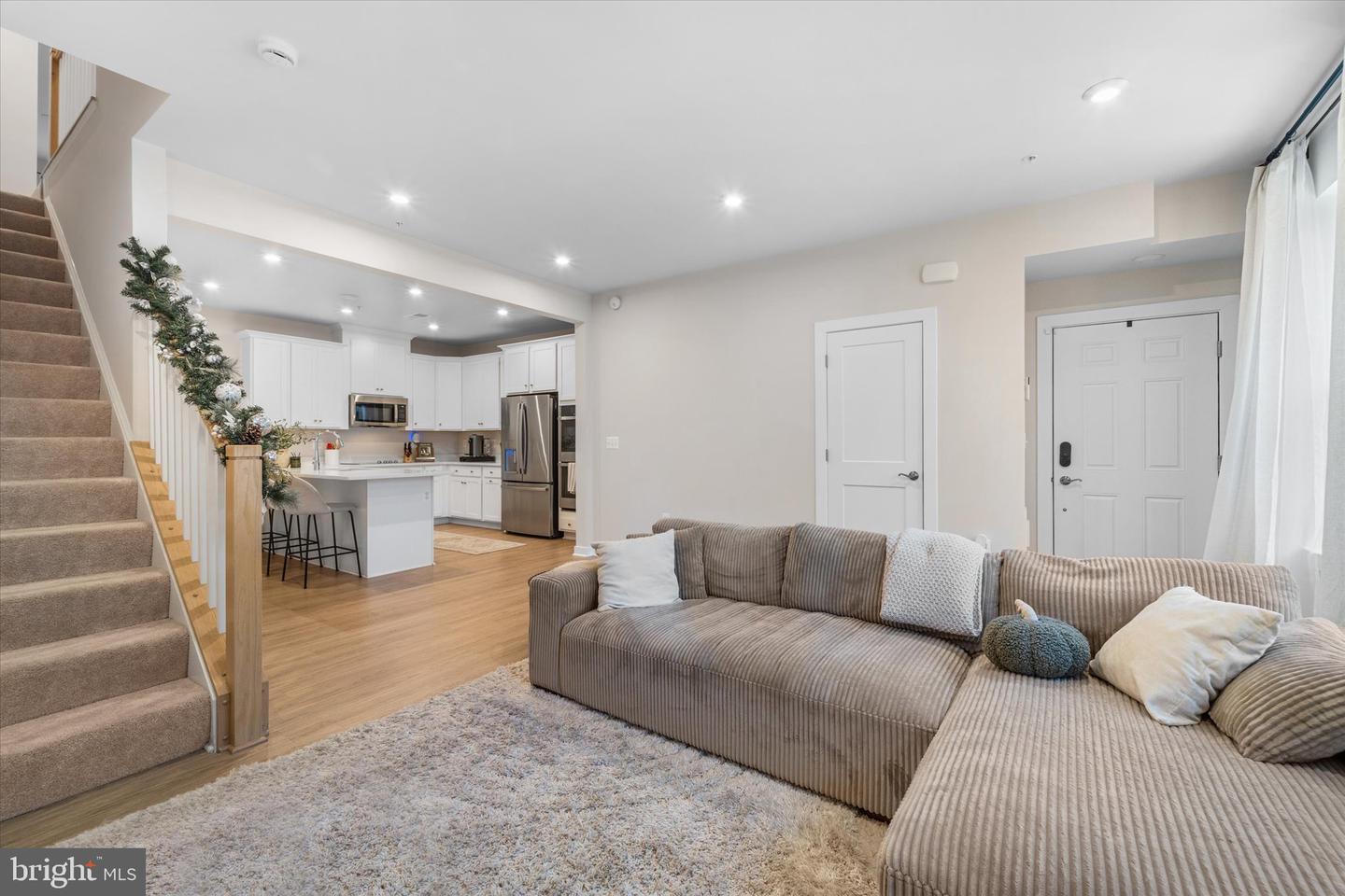 203 PARK CENTRAL TER, MANASSAS, Virginia 20111, 2 Bedrooms Bedrooms, 8 Rooms Rooms,2 BathroomsBathrooms,Residential,For sale,203 PARK CENTRAL TER,VAMP2003506 MLS # VAMP2003506