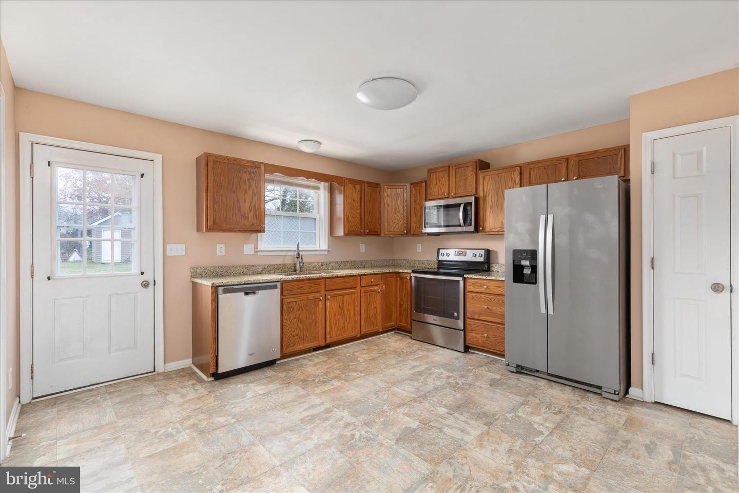 534 N KENT ST, WINCHESTER, Virginia 22601, 3 Bedrooms Bedrooms, ,1 BathroomBathrooms,Residential,For sale,534 N KENT ST,VAWI2009588 MLS # VAWI2009588