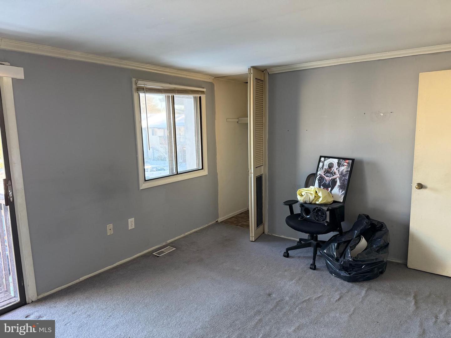 126 RICHLAND CIR, STERLING, Virginia 20164, 3 Bedrooms Bedrooms, ,1 BathroomBathrooms,Residential,For sale,126 RICHLAND CIR,VALO2112520 MLS # VALO2112520