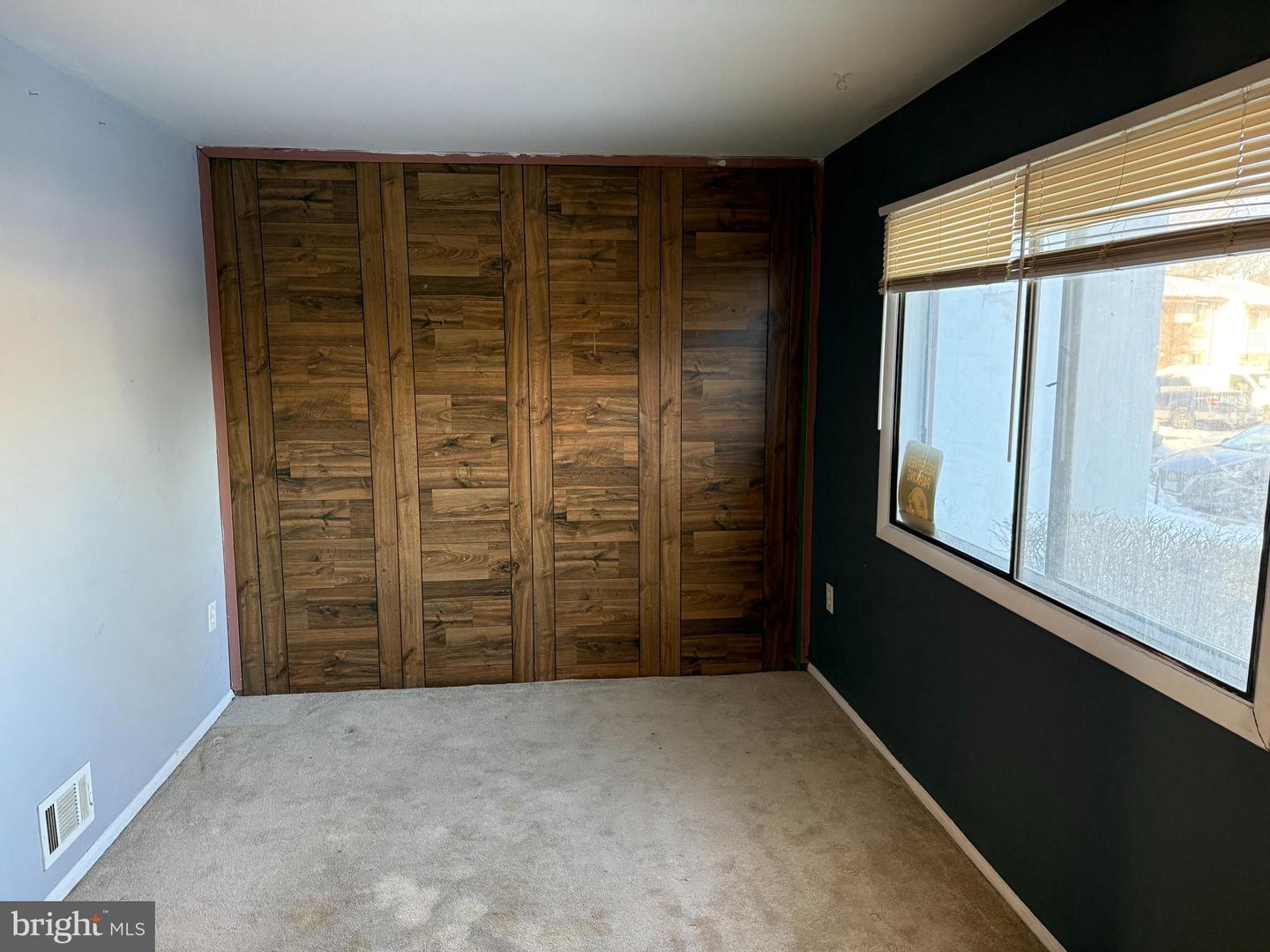 126 RICHLAND CIR, STERLING, Virginia 20164, 3 Bedrooms Bedrooms, ,1 BathroomBathrooms,Residential,For sale,126 RICHLAND CIR,VALO2112520 MLS # VALO2112520