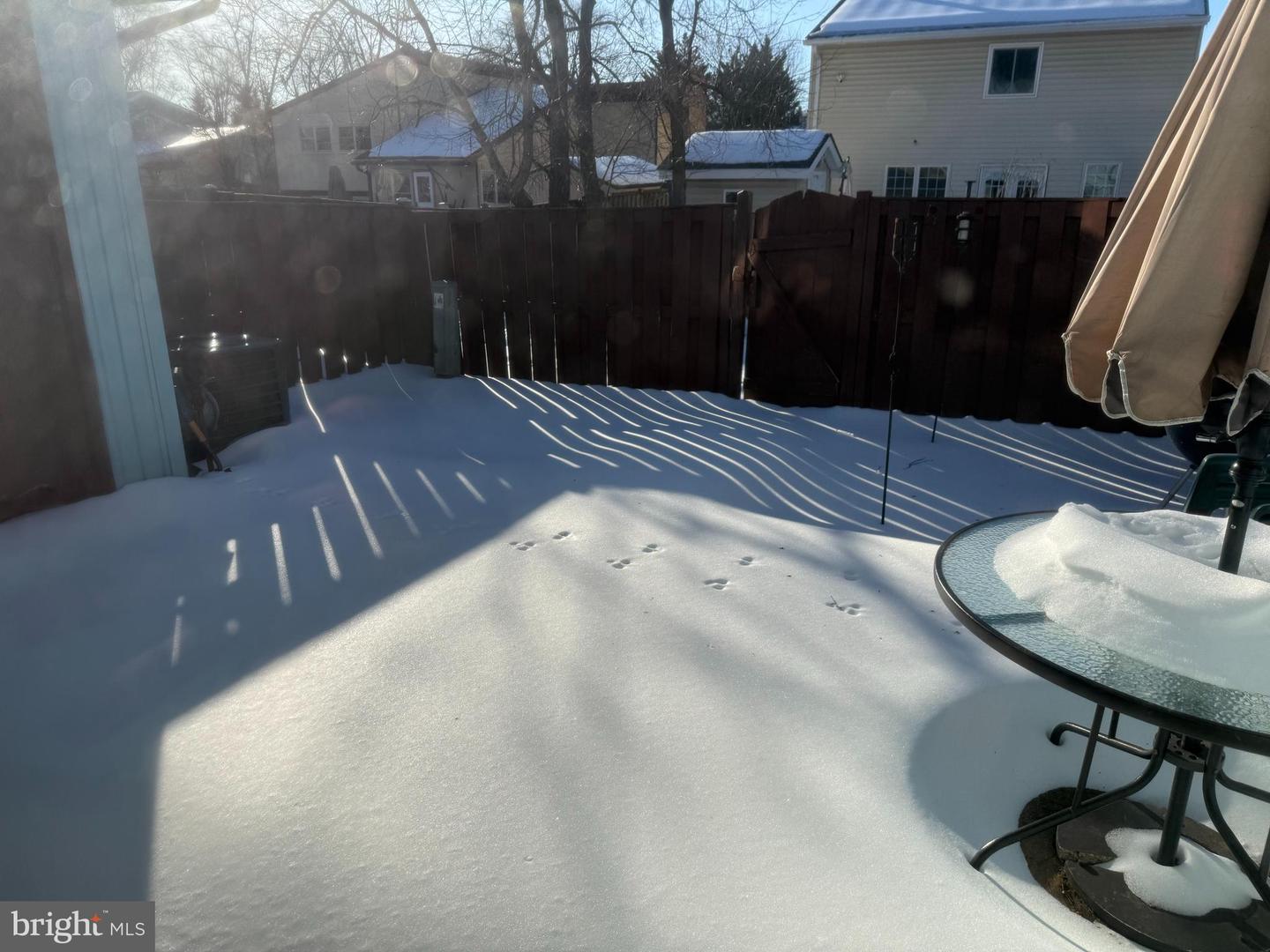 126 RICHLAND CIR, STERLING, Virginia 20164, 3 Bedrooms Bedrooms, ,1 BathroomBathrooms,Residential,For sale,126 RICHLAND CIR,VALO2112520 MLS # VALO2112520