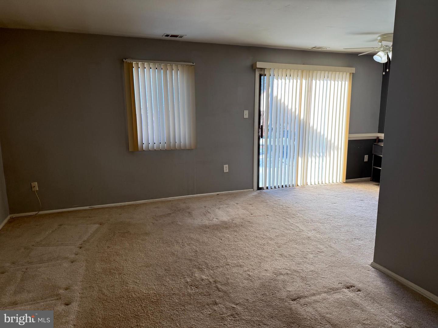 126 RICHLAND CIR, STERLING, Virginia 20164, 3 Bedrooms Bedrooms, ,1 BathroomBathrooms,Residential,For sale,126 RICHLAND CIR,VALO2112520 MLS # VALO2112520