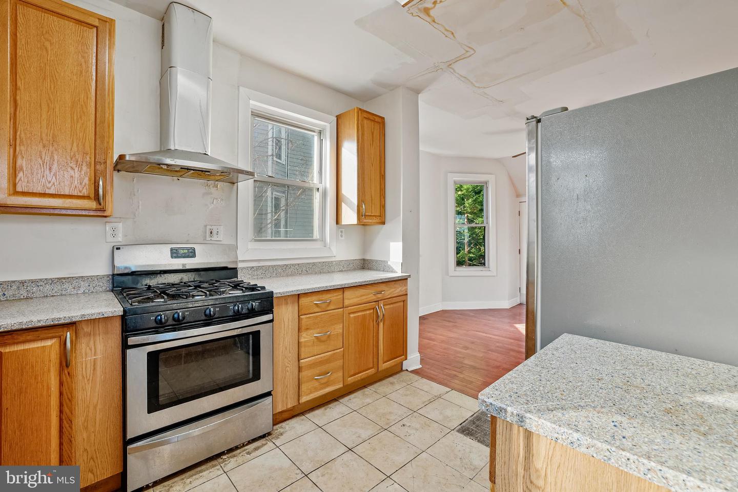 1811 LAWRENCE ST NE, WASHINGTON, District Of Columbia 20018, 5 Bedrooms Bedrooms, 14 Rooms Rooms,2 BathroomsBathrooms,Residential,For sale,1811 LAWRENCE ST NE,DCDC2235634 MLS # DCDC2235634