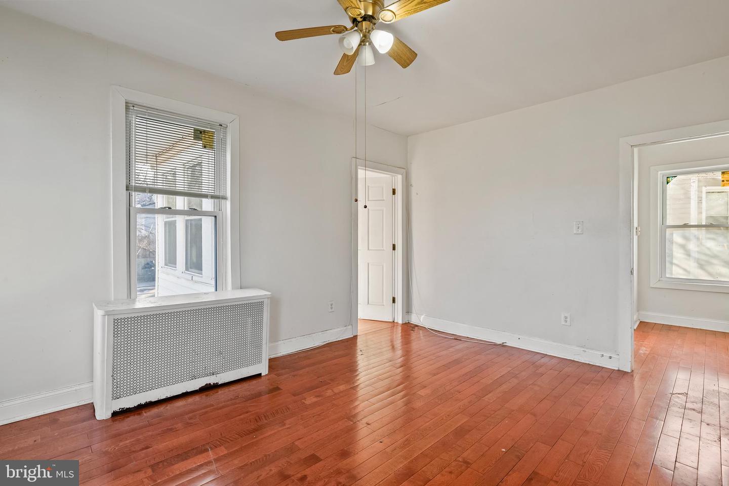 1811 LAWRENCE ST NE, WASHINGTON, District Of Columbia 20018, 5 Bedrooms Bedrooms, 14 Rooms Rooms,2 BathroomsBathrooms,Residential,For sale,1811 LAWRENCE ST NE,DCDC2235634 MLS # DCDC2235634
