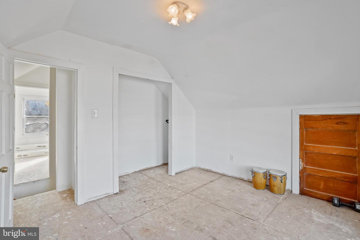 1811 LAWRENCE ST NE, WASHINGTON, District Of Columbia 20018, 5 Bedrooms Bedrooms, 14 Rooms Rooms,2 BathroomsBathrooms,Residential,For sale,1811 LAWRENCE ST NE,DCDC2235634 MLS # DCDC2235634