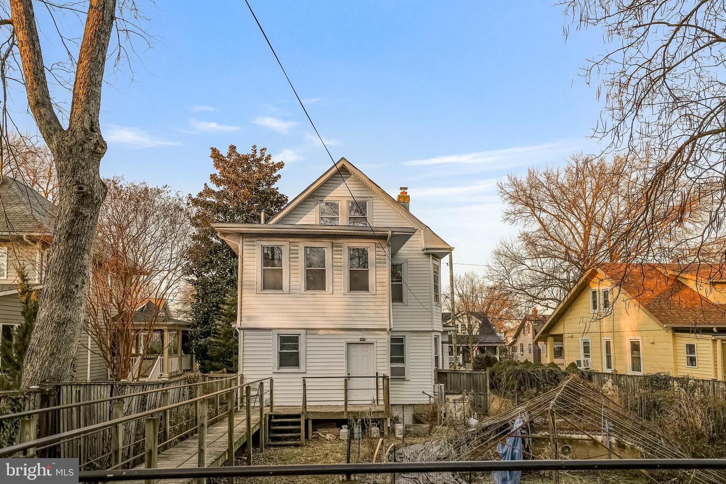 1811 LAWRENCE ST NE, WASHINGTON, District Of Columbia 20018, 5 Bedrooms Bedrooms, 14 Rooms Rooms,2 BathroomsBathrooms,Residential,For sale,1811 LAWRENCE ST NE,DCDC2235634 MLS # DCDC2235634