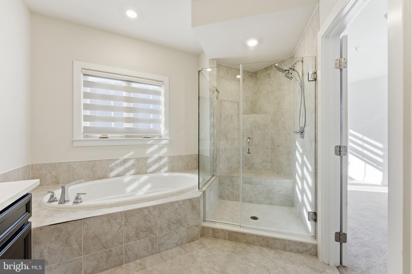 3754 MAYORS WAY, FAIRFAX, Virginia 22030, 4 Bedrooms Bedrooms, ,4 BathroomsBathrooms,Residential,For sale,3754 MAYORS WAY,VAFC2007580 MLS # VAFC2007580