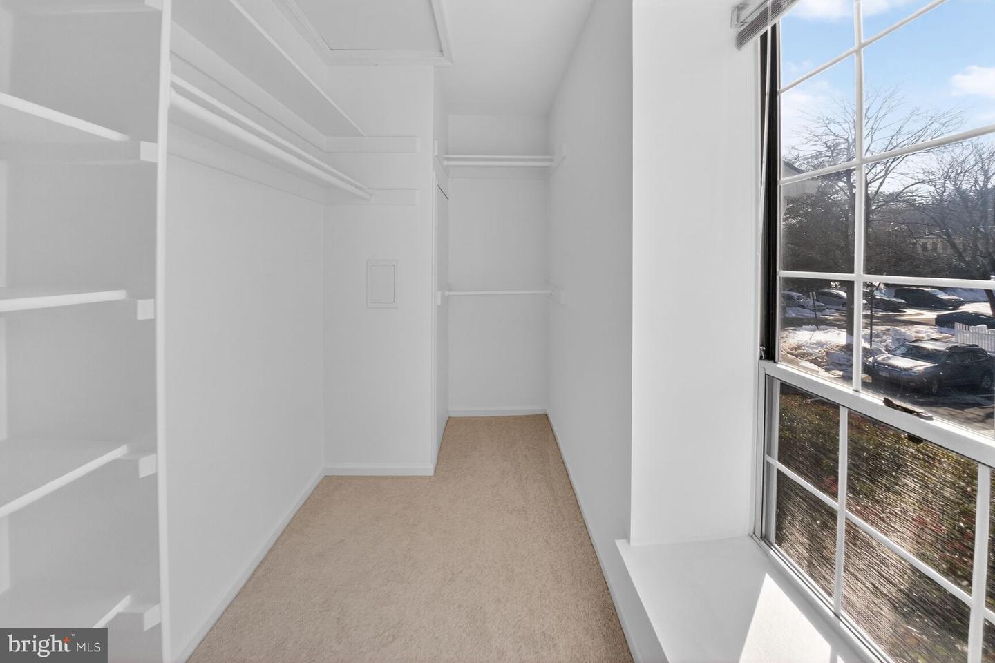 2590 S ARLINGTON MILL DR #F, ARLINGTON, Virginia 22206, 1 Bedroom Bedrooms, ,1 BathroomBathrooms,Residential,For sale,2590 S ARLINGTON MILL DR #F,VAAR2067200 MLS # VAAR2067200