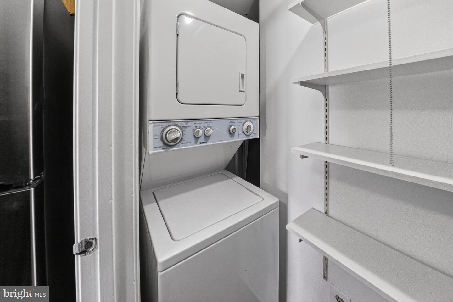 2590 S ARLINGTON MILL DR #F, ARLINGTON, Virginia 22206, 1 Bedroom Bedrooms, ,1 BathroomBathrooms,Residential,For sale,2590 S ARLINGTON MILL DR #F,VAAR2067200 MLS # VAAR2067200