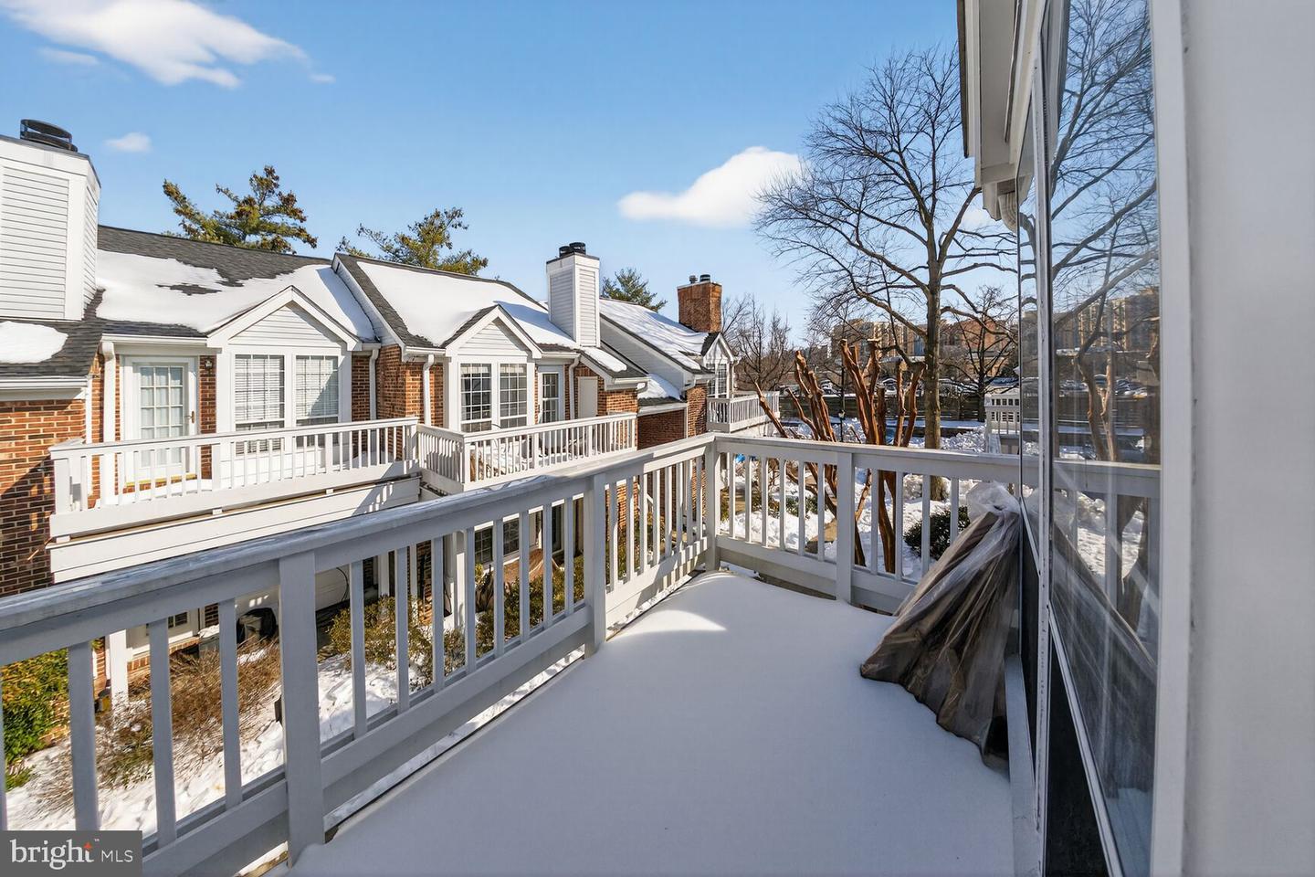 2590 S ARLINGTON MILL DR #F, ARLINGTON, Virginia 22206, 1 Bedroom Bedrooms, ,1 BathroomBathrooms,Residential,For sale,2590 S ARLINGTON MILL DR #F,VAAR2067200 MLS # VAAR2067200