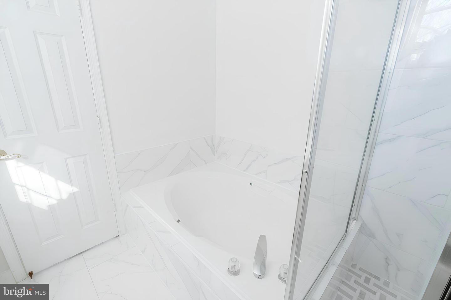 6197 OAKLAWN LN, WOODBRIDGE, Virginia 22193, 4 Bedrooms Bedrooms, ,2 BathroomsBathrooms,Residential,For sale,6197 OAKLAWN LN,VAPW2109876 MLS # VAPW2109876