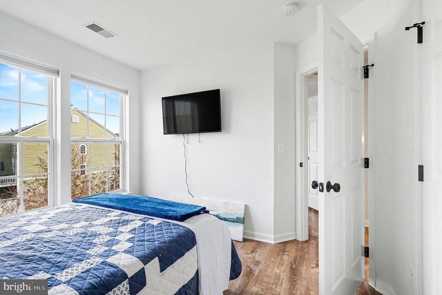 504 MONROE POINT DR, COLONIAL BEACH, Virginia 22443, 4 Bedrooms Bedrooms, 7 Rooms Rooms,3 BathroomsBathrooms,Residential,For sale,504 MONROE POINT DR,VAWE2010334 MLS # VAWE2010334