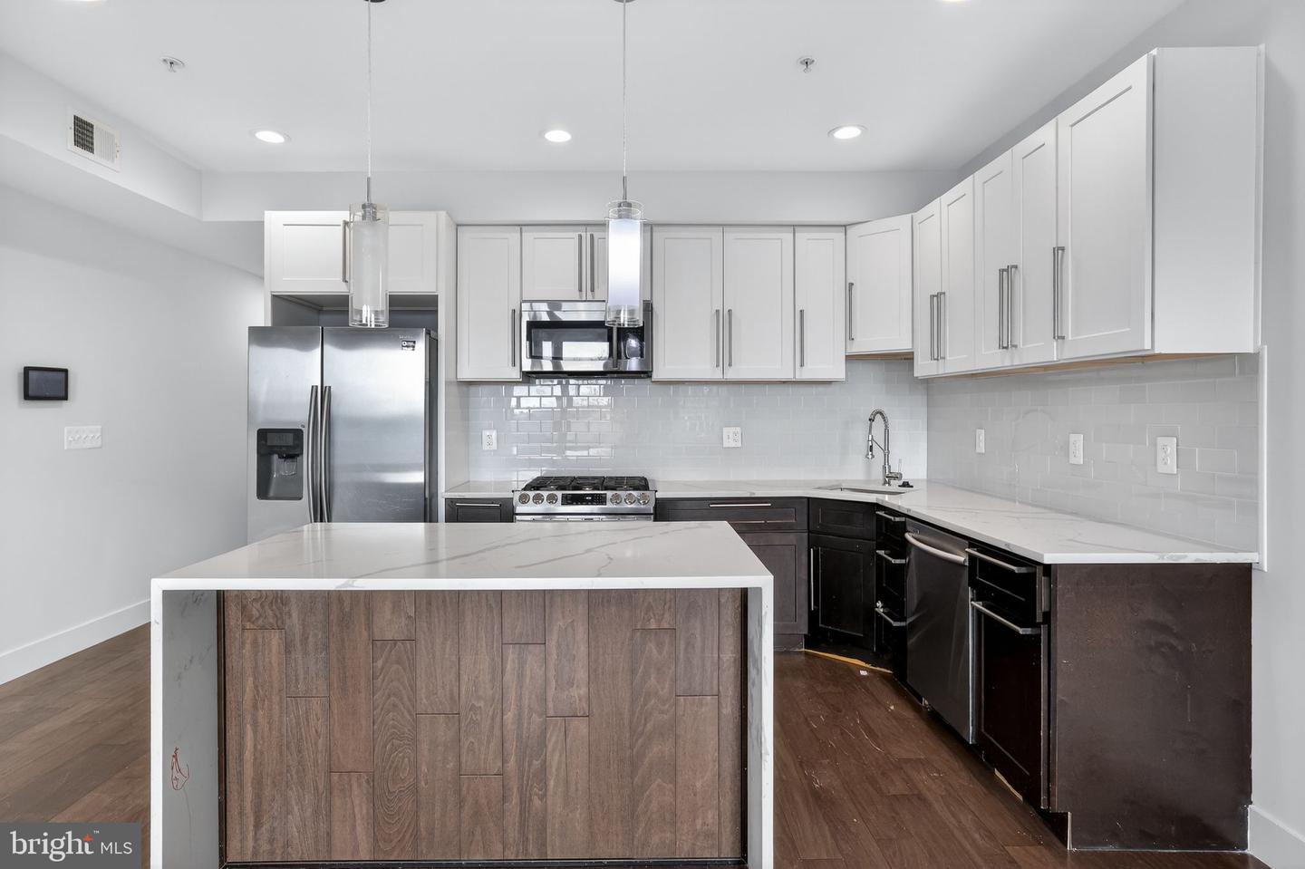 525 KENNEDY ST NW #3, WASHINGTON, District Of Columbia 20011, 3 Bedrooms Bedrooms, ,2 BathroomsBathrooms,Residential,For sale,525 KENNEDY ST NW #3,DCDC2240672 MLS # DCDC2240672