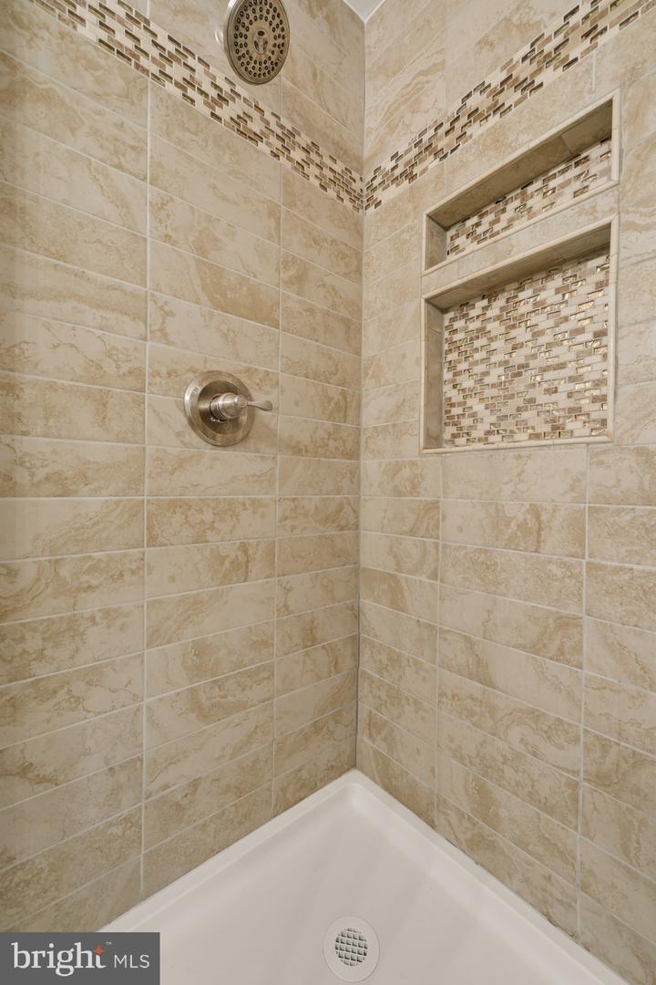 2225 LOVEDALE LN #303A, RESTON, Virginia 20191, 2 Bedrooms Bedrooms, ,2 BathroomsBathrooms,Residential,For sale,2225 LOVEDALE LN #303A,VAFX2285926 MLS # VAFX2285926