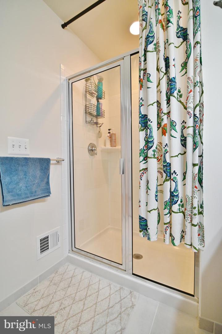 105 KELLER CT, WINCHESTER, Virginia 22602, 4 Bedrooms Bedrooms, ,3 BathroomsBathrooms,Residential,For sale,105 KELLER CT,VAFV2033426 MLS # VAFV2033426