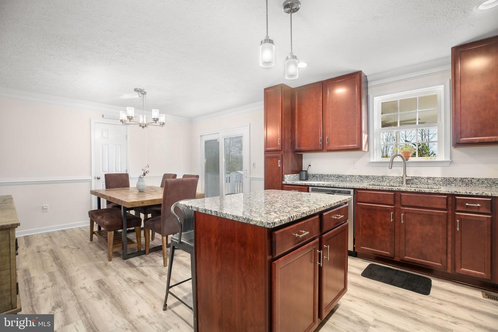 8515 FOUNDRY RUN DR, FREDERICKSBURG, Virginia 22408, 5 Bedrooms Bedrooms, ,3 BathroomsBathrooms,Residential,8515 FOUNDRY RUN DR,VASP2038854 MLS # VASP2038854