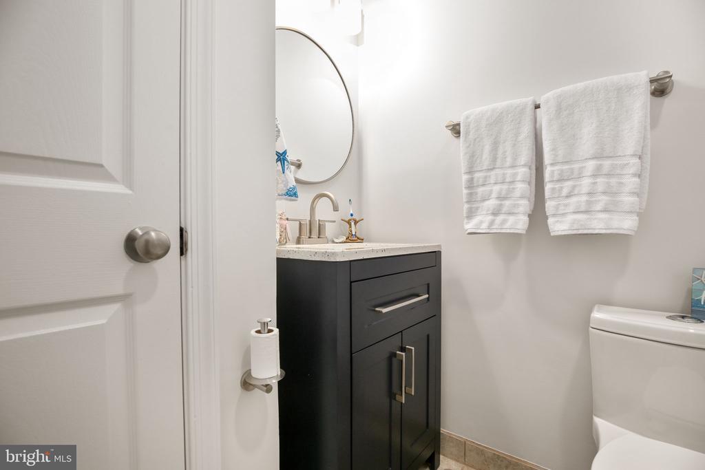 8515 FOUNDRY RUN DR, FREDERICKSBURG, Virginia 22408, 5 Bedrooms Bedrooms, ,3 BathroomsBathrooms,Residential,8515 FOUNDRY RUN DR,VASP2038854 MLS # VASP2038854