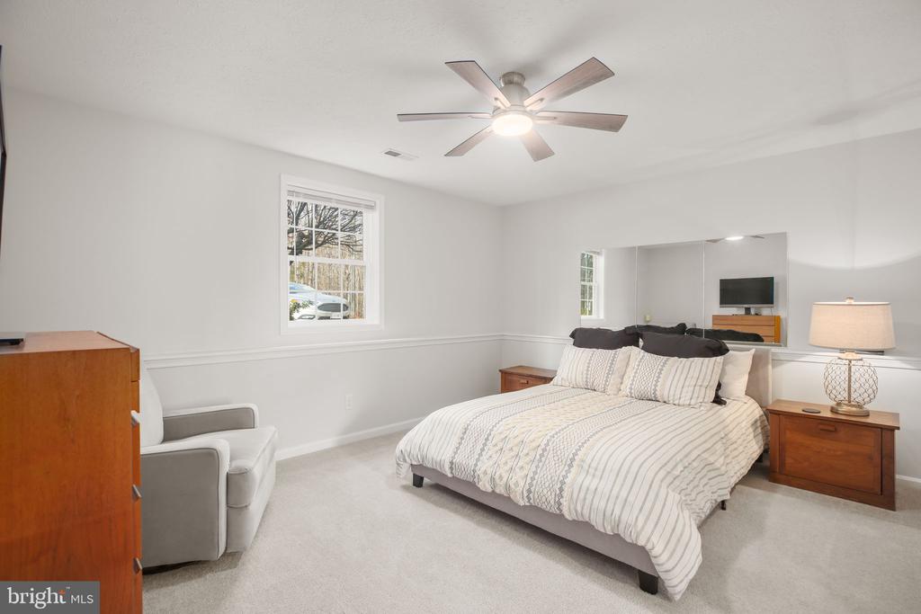 8515 FOUNDRY RUN DR, FREDERICKSBURG, Virginia 22408, 5 Bedrooms Bedrooms, ,3 BathroomsBathrooms,Residential,8515 FOUNDRY RUN DR,VASP2038854 MLS # VASP2038854