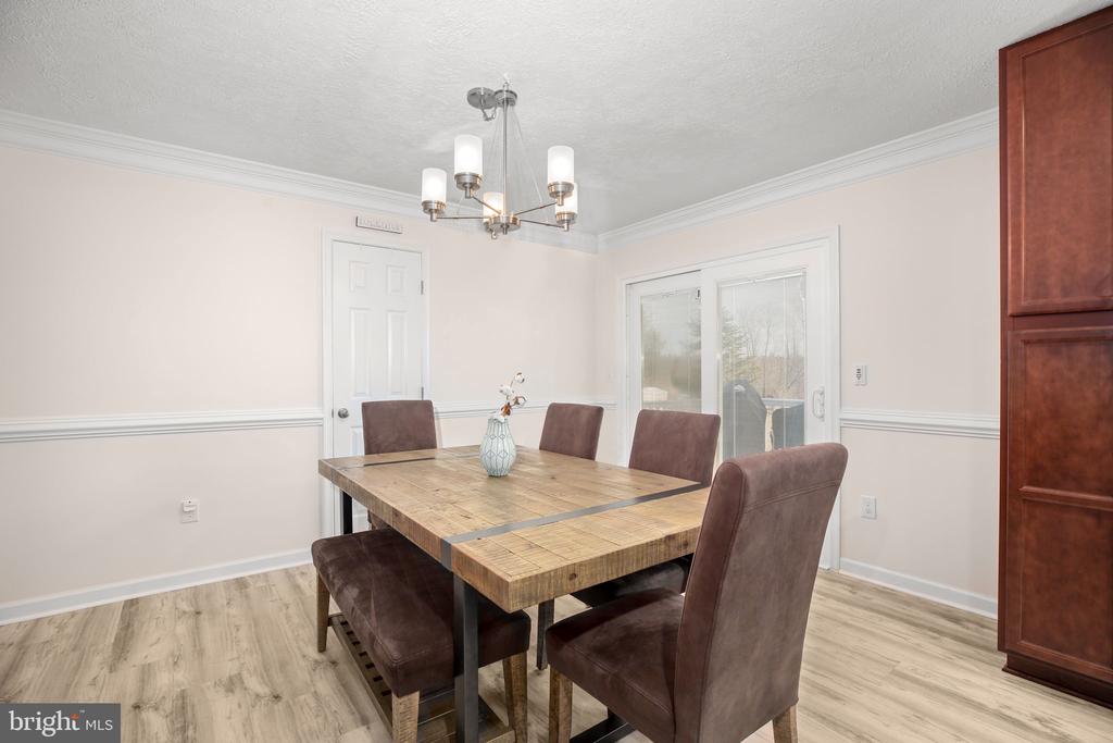 8515 FOUNDRY RUN DR, FREDERICKSBURG, Virginia 22408, 5 Bedrooms Bedrooms, ,3 BathroomsBathrooms,Residential,8515 FOUNDRY RUN DR,VASP2038854 MLS # VASP2038854