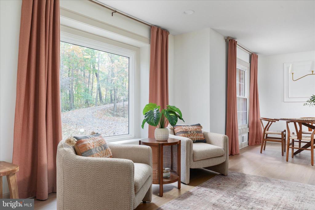 4386 LAKEWOOD DR, WARRENTON, Virginia, 4 Bedrooms Bedrooms, ,3 BathroomsBathrooms,Residential,4386 LAKEWOOD DR,VAFQ2020304 MLS # VAFQ2020304