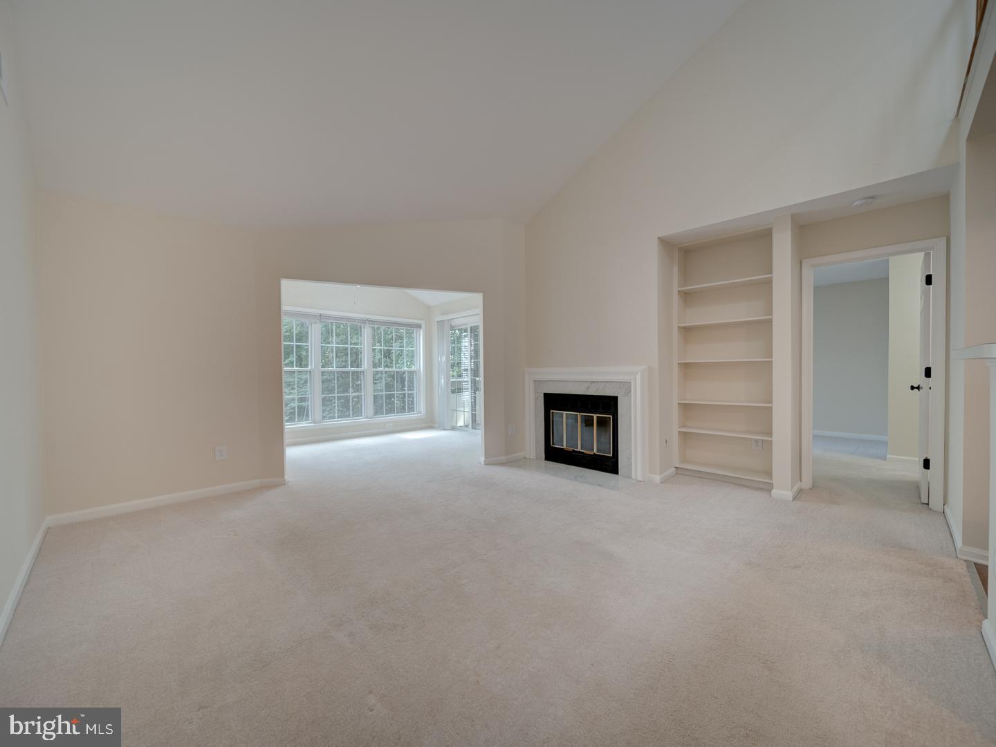 2233 LOVEDALE LN #UNIT I, RESTON, Virginia 20191, 2 Bedrooms Bedrooms, 13 Rooms Rooms,2 BathroomsBathrooms,Residential,For sale,2233 LOVEDALE LN #UNIT I,VAFX2252500 MLS # VAFX2252500