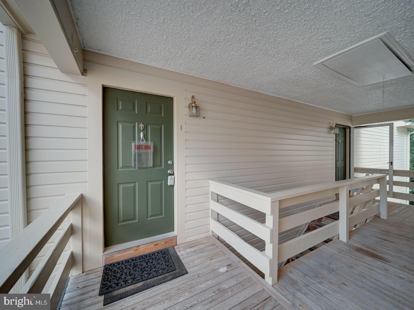 2233 LOVEDALE LN #UNIT I, RESTON, Virginia 20191, 2 Bedrooms Bedrooms, 13 Rooms Rooms,2 BathroomsBathrooms,Residential,For sale,2233 LOVEDALE LN #UNIT I,VAFX2252500 MLS # VAFX2252500