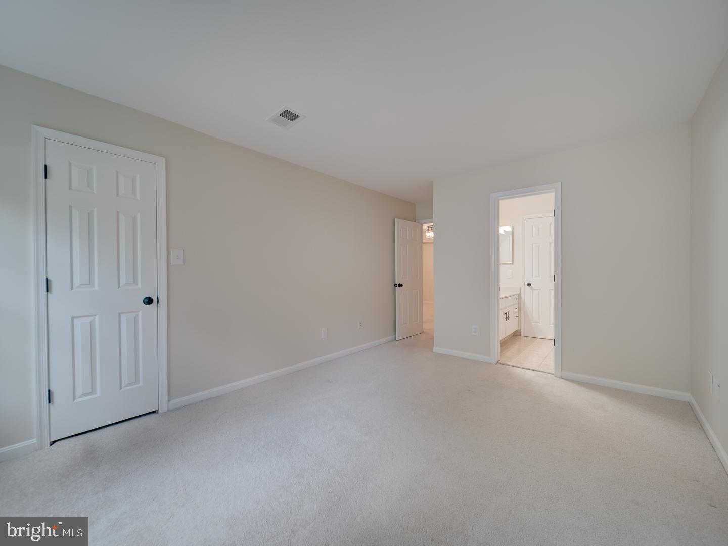 2233 LOVEDALE LN #UNIT I, RESTON, Virginia 20191, 2 Bedrooms Bedrooms, 13 Rooms Rooms,2 BathroomsBathrooms,Residential,For sale,2233 LOVEDALE LN #UNIT I,VAFX2252500 MLS # VAFX2252500