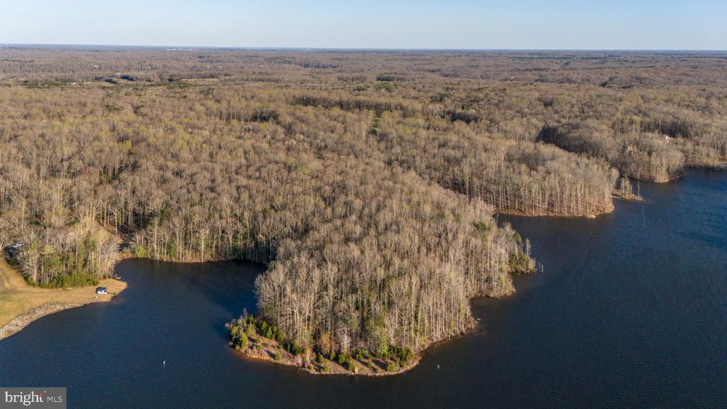 8602 ROSNI WAY, FREDERICKSBURG, Virginia 22407, 3 Bedrooms Bedrooms, ,2 BathroomsBathrooms,Residential,8602 ROSNI WAY,VASP2039018 MLS # VASP2039018