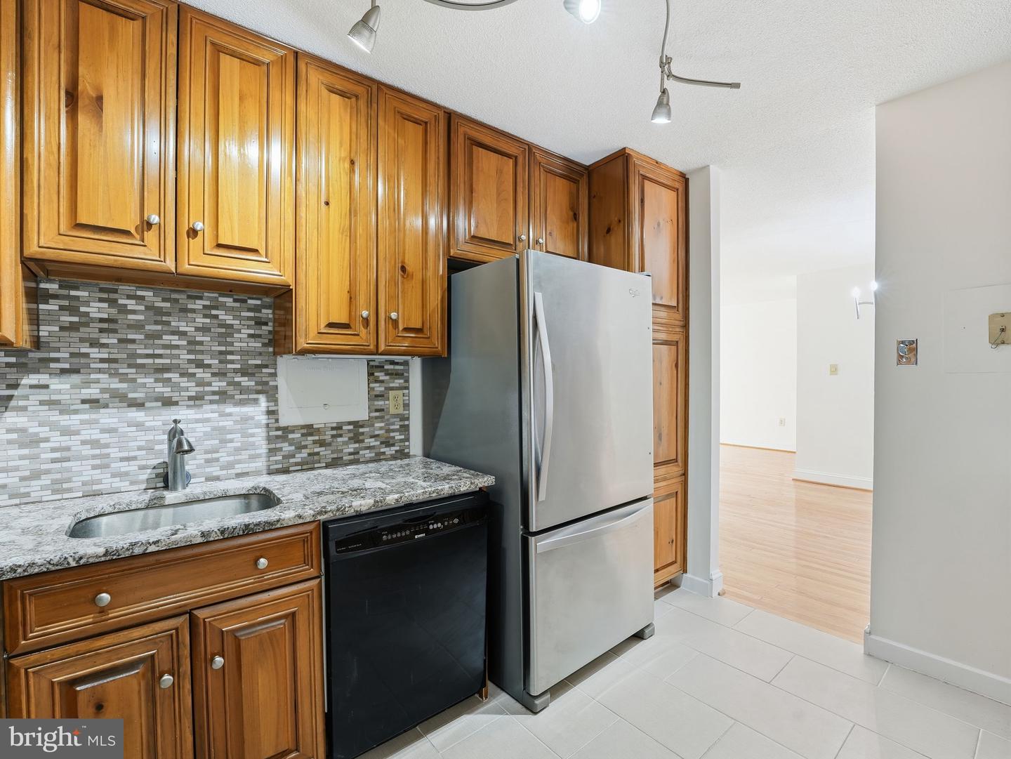 1300 ARMY NAVY DR #514, ARLINGTON, Virginia 22202, 2 Bedrooms Bedrooms, ,2 BathroomsBathrooms,Residential,For sale,1300 ARMY NAVY DR #514,VAAR2062974 MLS # VAAR2062974