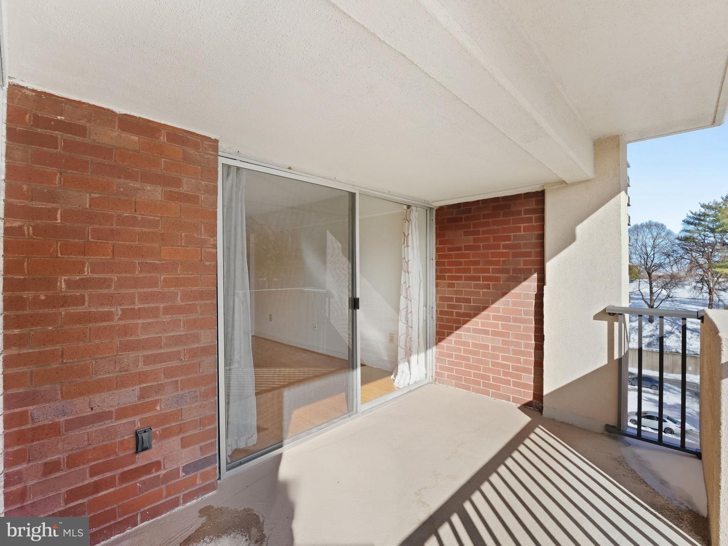 1300 ARMY NAVY DR #514, ARLINGTON, Virginia 22202, 2 Bedrooms Bedrooms, ,2 BathroomsBathrooms,Residential,For sale,1300 ARMY NAVY DR #514,VAAR2062974 MLS # VAAR2062974