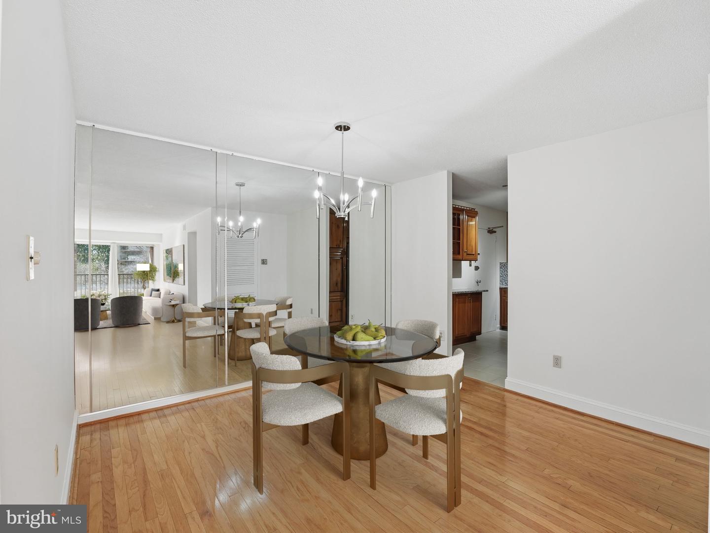 1300 ARMY NAVY DR #514, ARLINGTON, Virginia 22202, 2 Bedrooms Bedrooms, ,2 BathroomsBathrooms,Residential,For sale,1300 ARMY NAVY DR #514,VAAR2062974 MLS # VAAR2062974