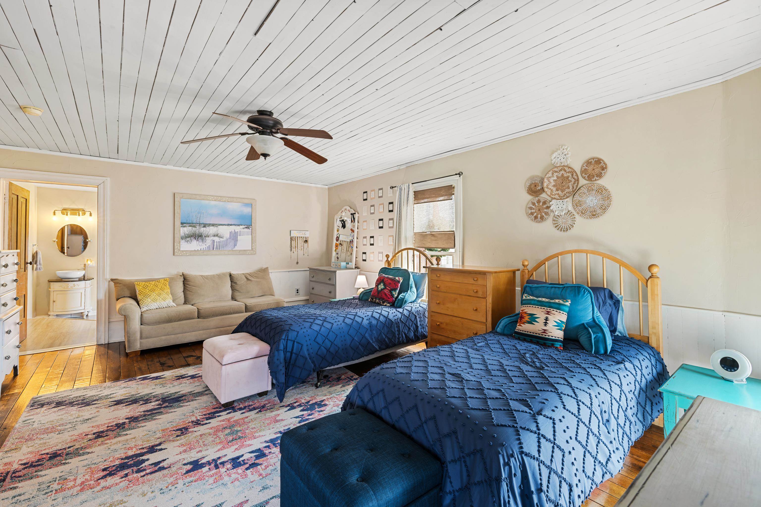 8981 HIGHLAND TPKE, MCDOWELL, Virginia 24458, 3 Bedrooms Bedrooms, ,2 BathroomsBathrooms,Residential,8981 HIGHLAND TPKE,672969 MLS # 672969