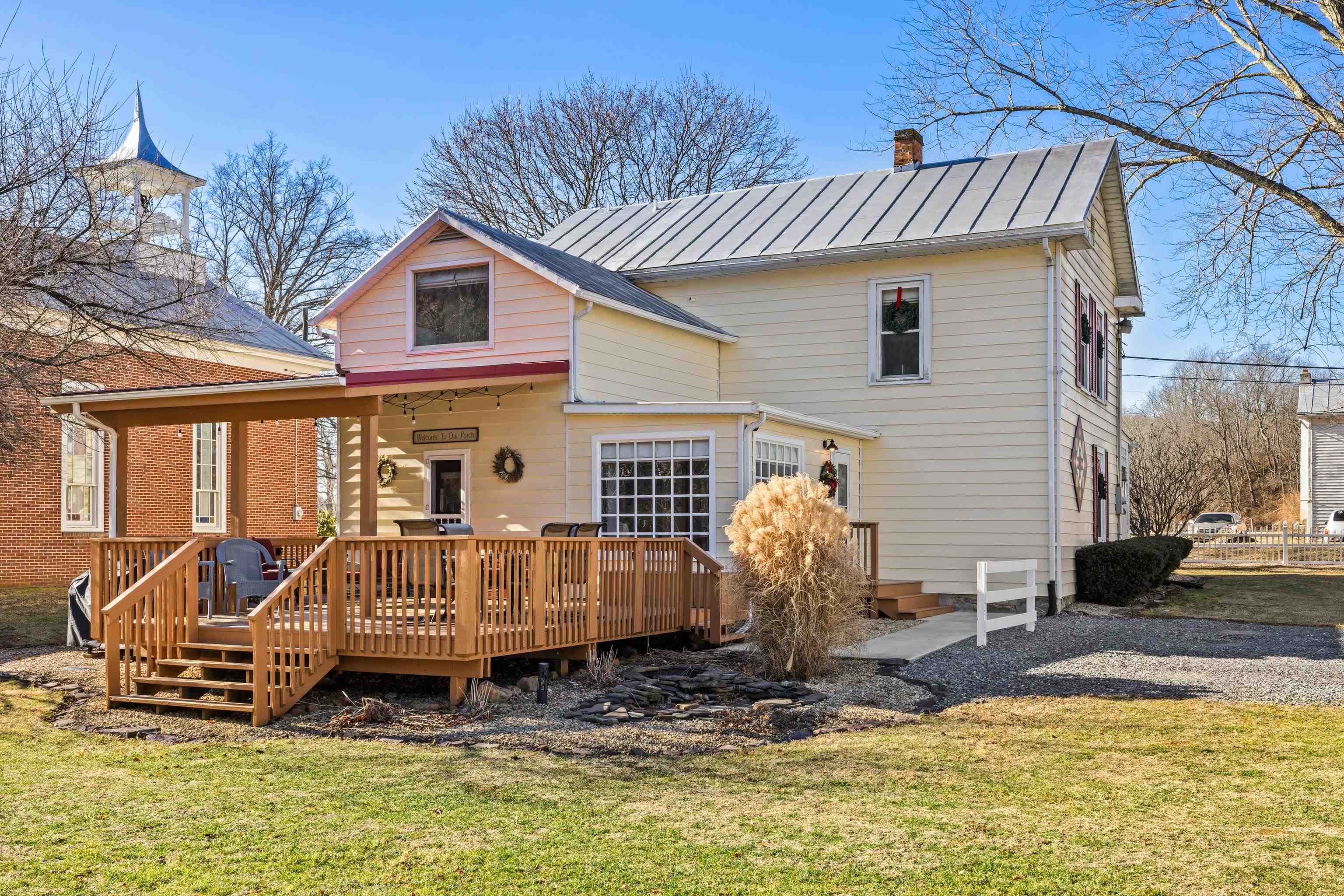 8981 HIGHLAND TPKE, MCDOWELL, Virginia 24458, 3 Bedrooms Bedrooms, ,2 BathroomsBathrooms,Residential,8981 HIGHLAND TPKE,672969 MLS # 672969