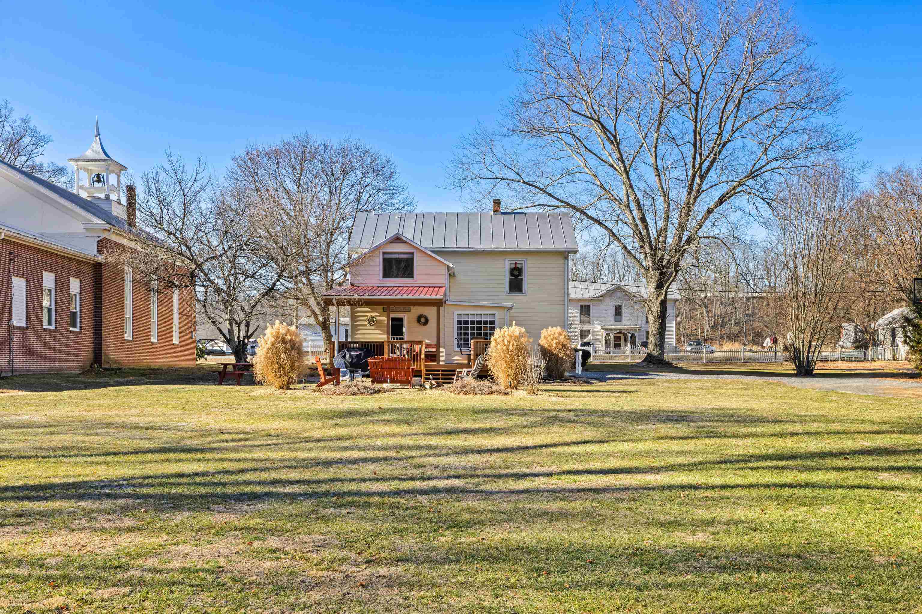 8981 HIGHLAND TPKE, MCDOWELL, Virginia 24458, 3 Bedrooms Bedrooms, ,2 BathroomsBathrooms,Residential,8981 HIGHLAND TPKE,672969 MLS # 672969