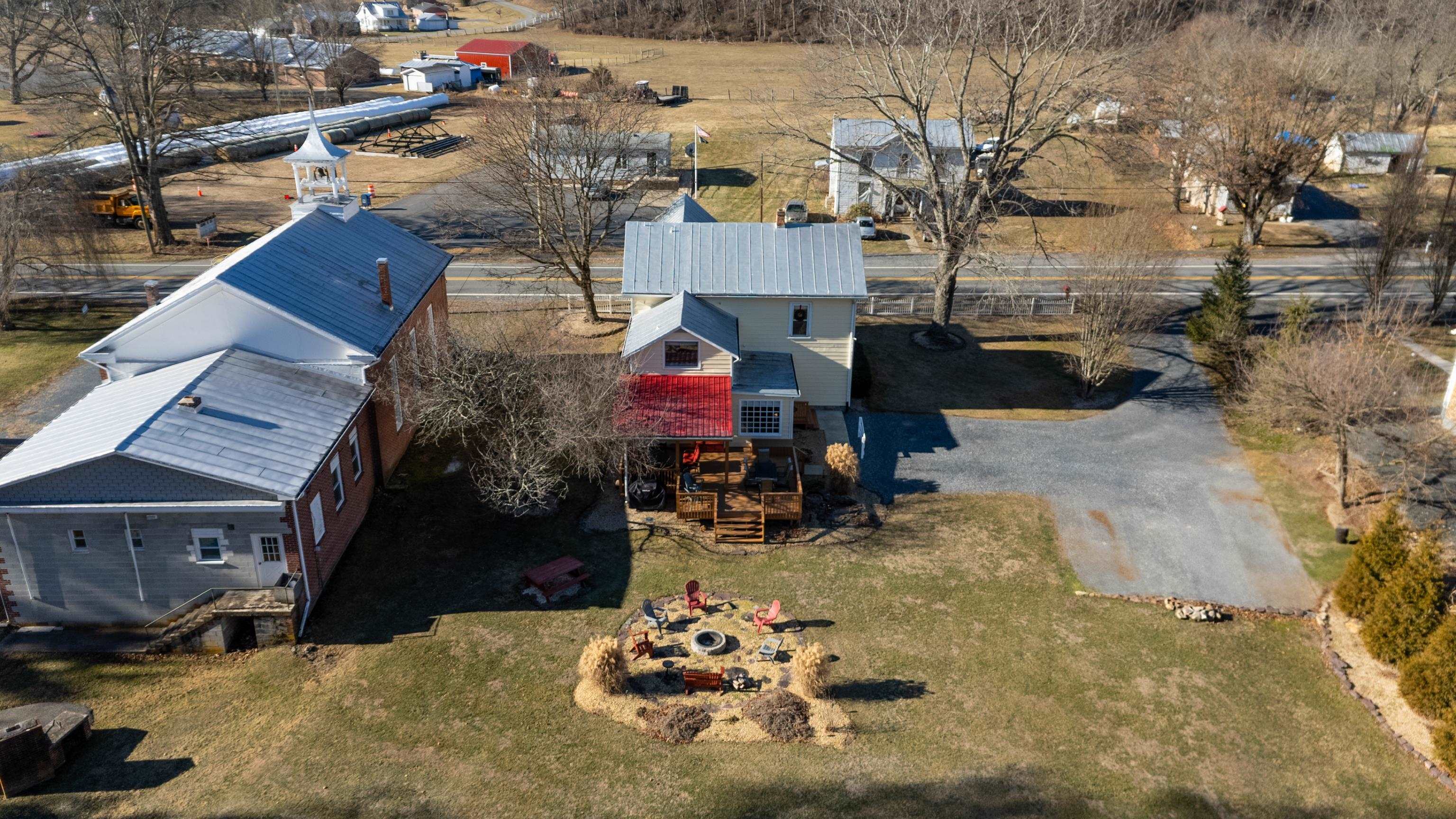 8981 HIGHLAND TPKE, MCDOWELL, Virginia 24458, 3 Bedrooms Bedrooms, ,2 BathroomsBathrooms,Residential,8981 HIGHLAND TPKE,672969 MLS # 672969