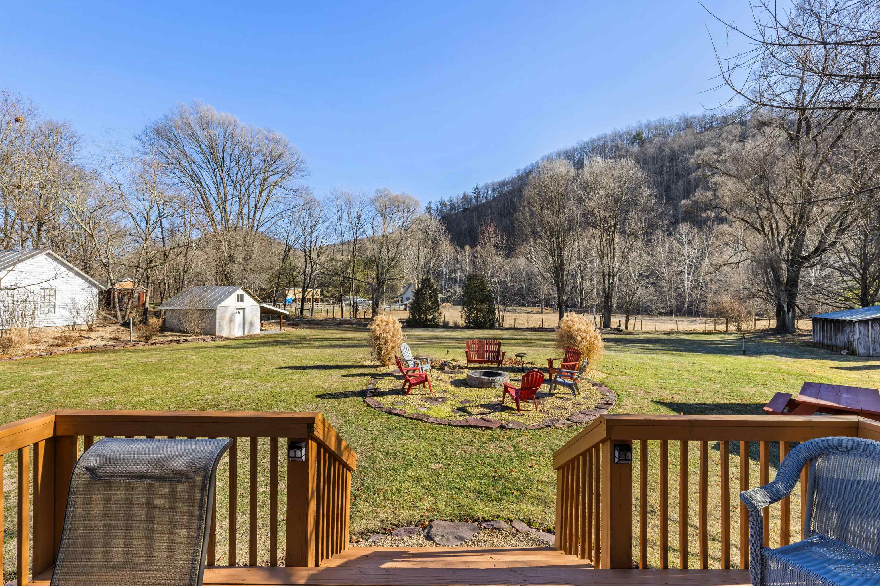 8981 HIGHLAND TPKE, MCDOWELL, Virginia 24458, 3 Bedrooms Bedrooms, ,2 BathroomsBathrooms,Residential,8981 HIGHLAND TPKE,672969 MLS # 672969