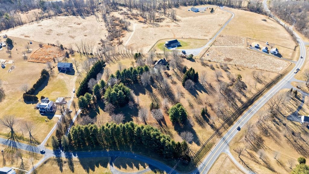 35 TALIAFERRO DR, CHURCHVILLE, Virginia 24421, 3 Bedrooms Bedrooms, ,3 BathroomsBathrooms,Residential,35 TALIAFERRO DR,672970 MLS # 672970