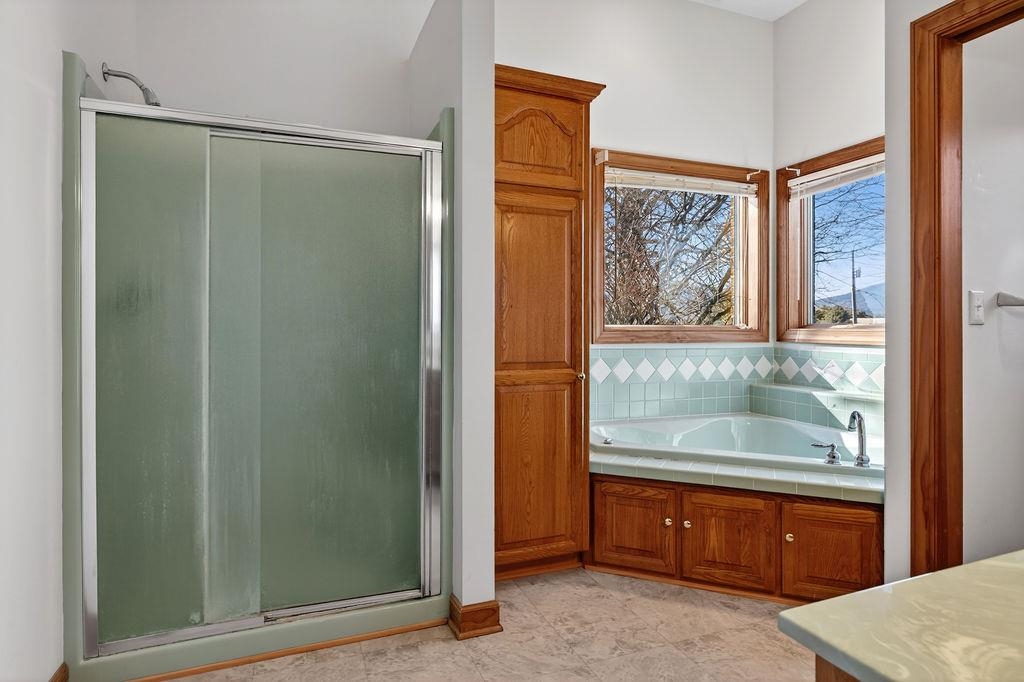 35 TALIAFERRO DR, CHURCHVILLE, Virginia 24421, 3 Bedrooms Bedrooms, ,3 BathroomsBathrooms,Residential,35 TALIAFERRO DR,672970 MLS # 672970