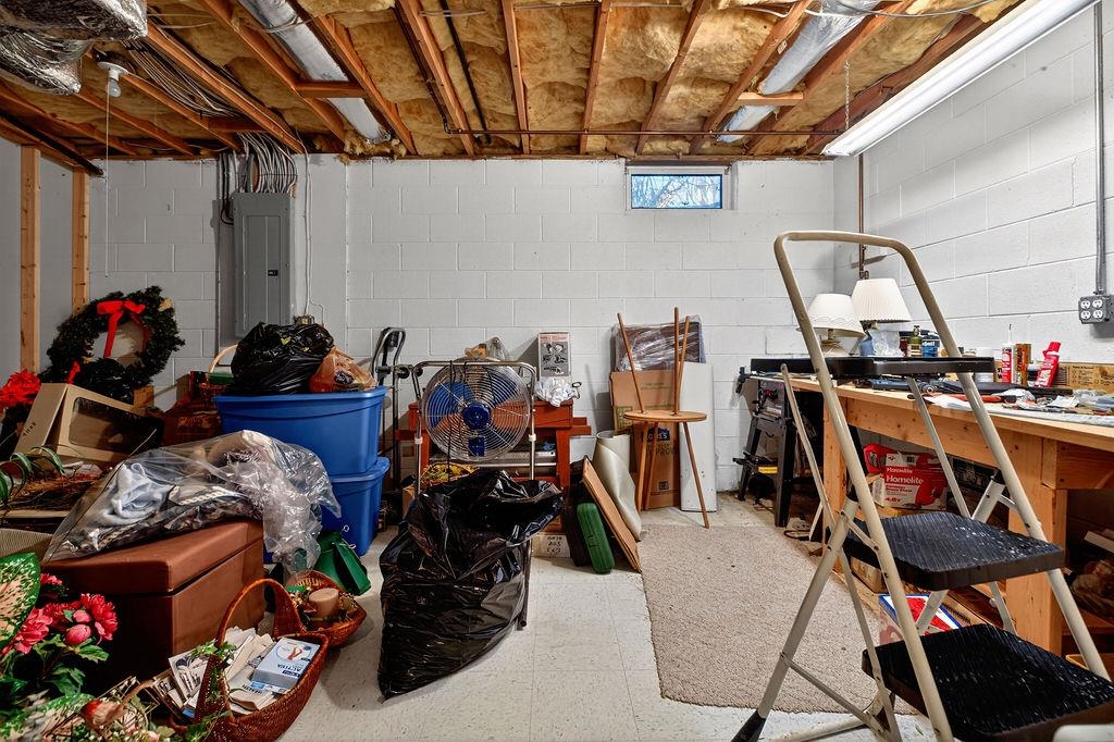 35 TALIAFERRO DR, CHURCHVILLE, Virginia 24421, 3 Bedrooms Bedrooms, ,3 BathroomsBathrooms,Residential,35 TALIAFERRO DR,672970 MLS # 672970