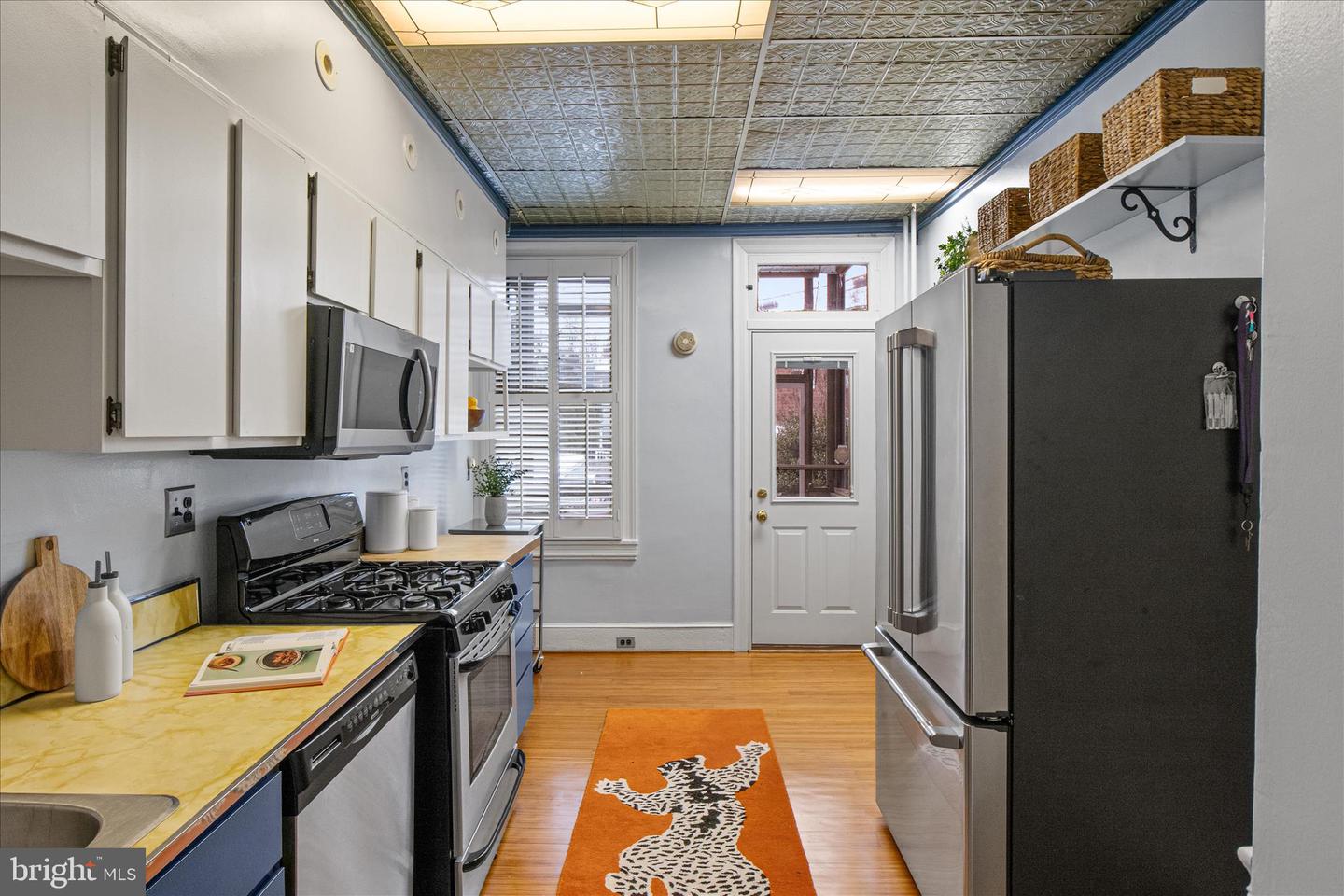 140 11TH ST NE, WASHINGTON, District Of Columbia 20002, 4 Bedrooms Bedrooms, ,2 BathroomsBathrooms,Residential,For sale,140 11TH ST NE,DCDC2223928 MLS # DCDC2223928