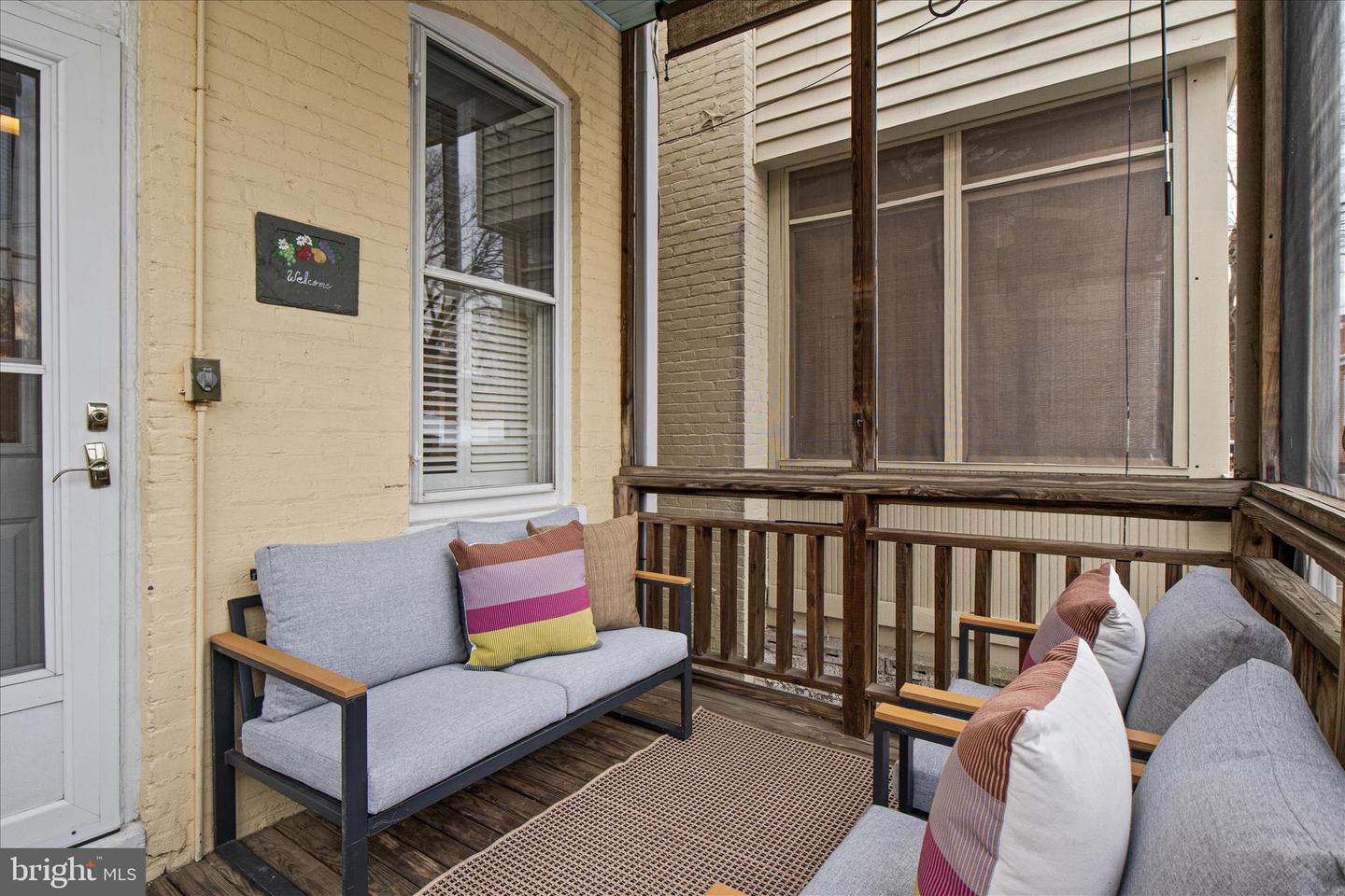 140 11TH ST NE, WASHINGTON, District Of Columbia 20002, 4 Bedrooms Bedrooms, ,2 BathroomsBathrooms,Residential,For sale,140 11TH ST NE,DCDC2223928 MLS # DCDC2223928