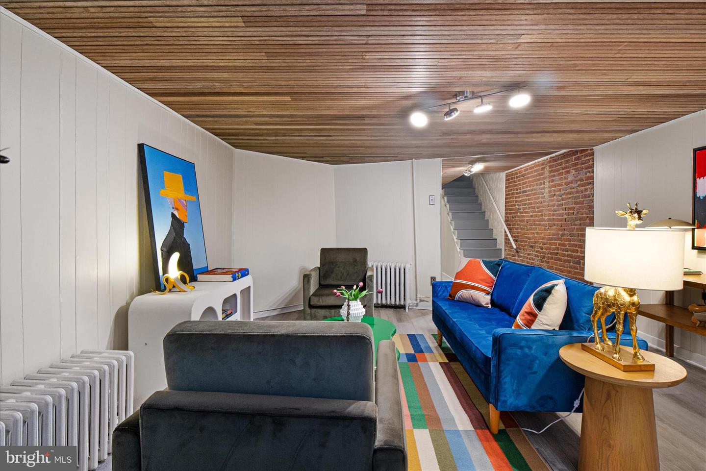 140 11TH ST NE, WASHINGTON, District Of Columbia 20002, 4 Bedrooms Bedrooms, ,2 BathroomsBathrooms,Residential,For sale,140 11TH ST NE,DCDC2223928 MLS # DCDC2223928