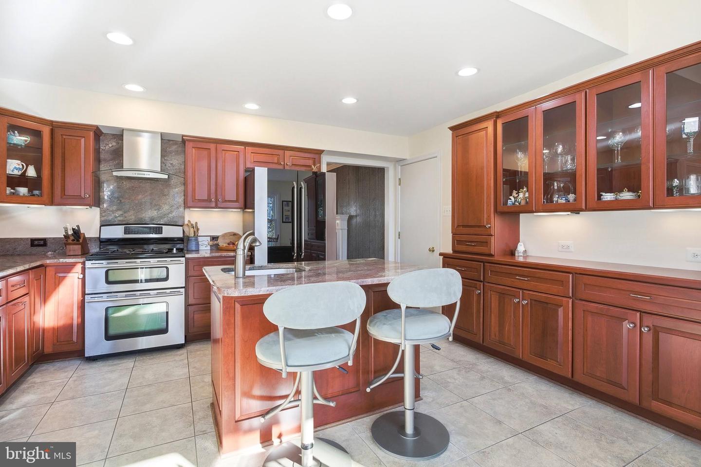 8623 PAPPAS WAY, ANNANDALE, Virginia 22003, 4 Bedrooms Bedrooms, ,2 BathroomsBathrooms,Residential,For sale,8623 PAPPAS WAY,VAFX2269806 MLS # VAFX2269806