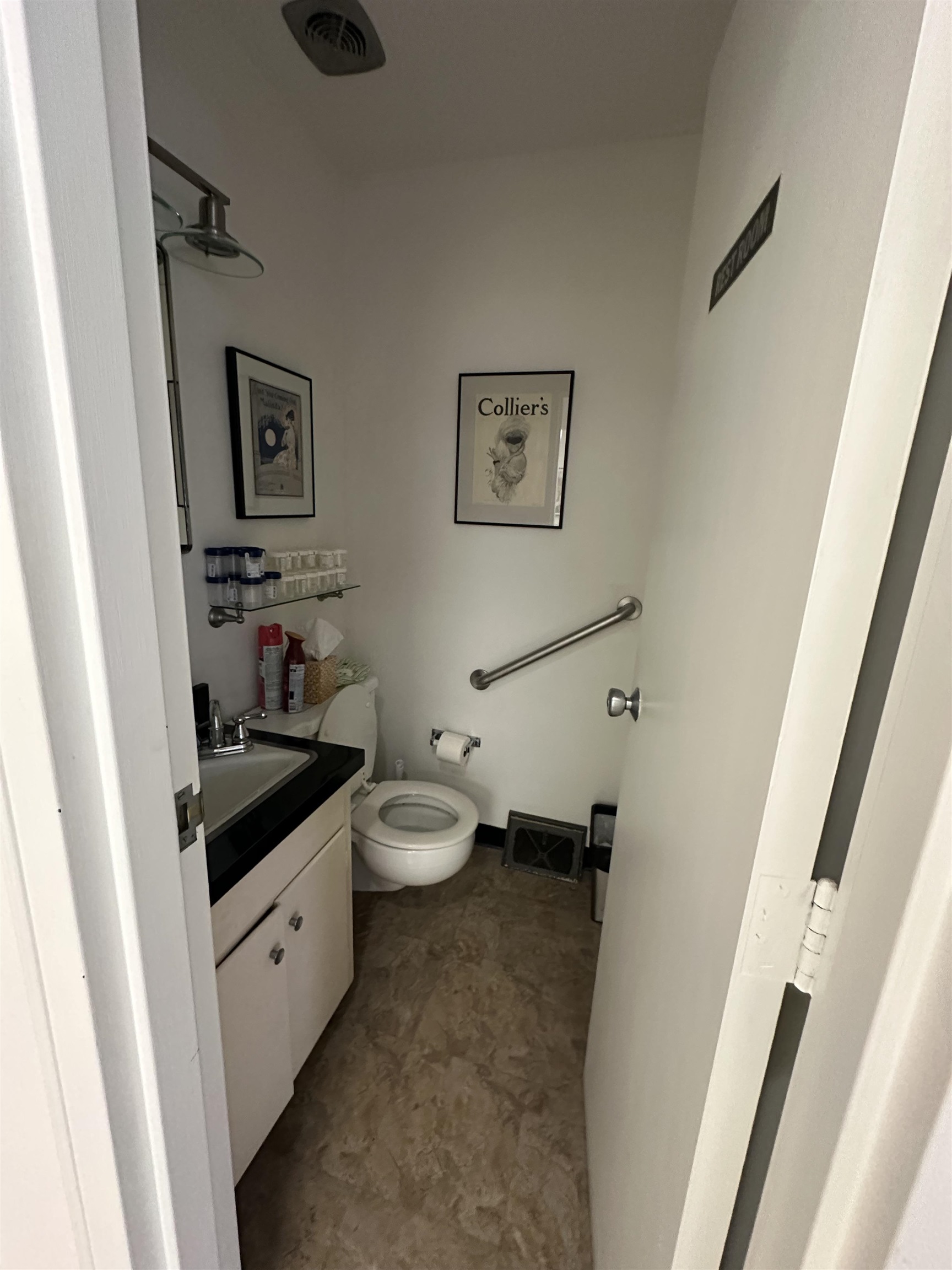 1305 13TH ST, WAYNESBORO, Virginia 22980, ,Commercial,1305 13TH ST,672975 MLS # 672975